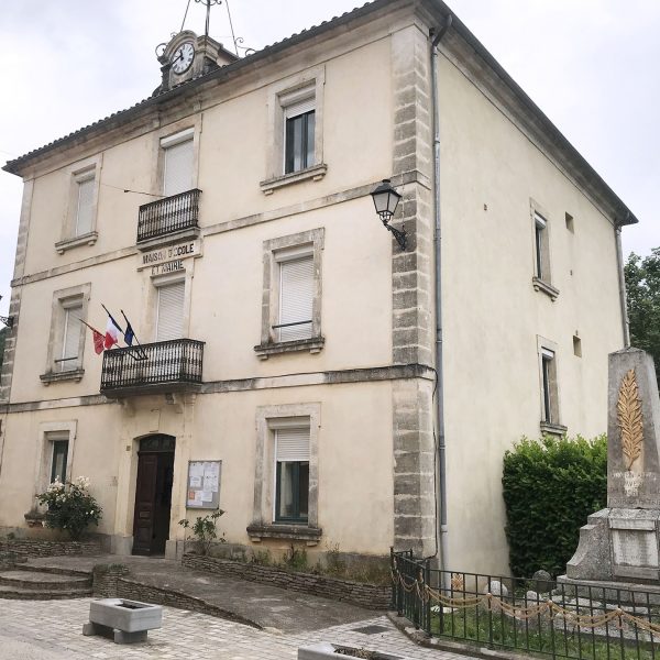 Mairie-Aveze-gard